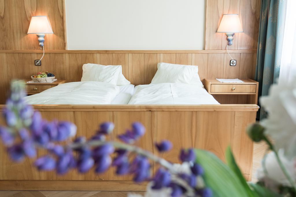Hotel Post Гроскирххайм Экстерьер фото