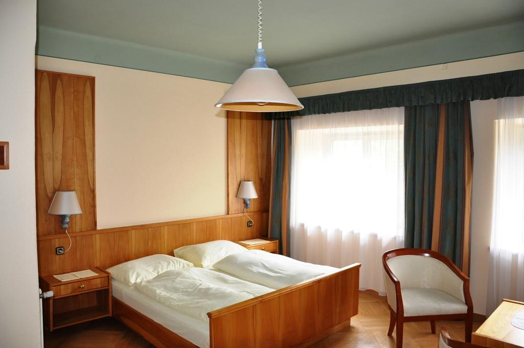 Hotel Post Гроскирххайм Экстерьер фото